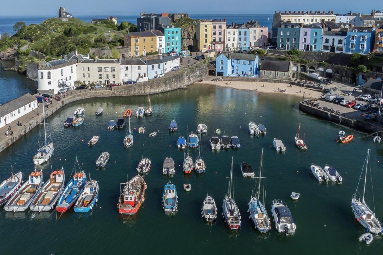 Gwynne House - 6 Bedroom Luxurious Holiday Home - Tenby Harbour Zewnętrze zdjęcie